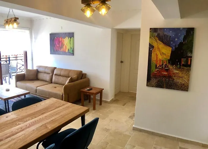 Amazing 2 Bedroom Penthouse!