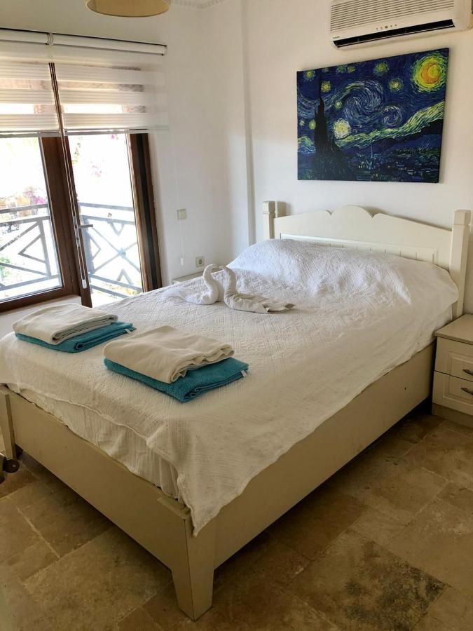 Amazing 2 Bedroom Penthouse! *